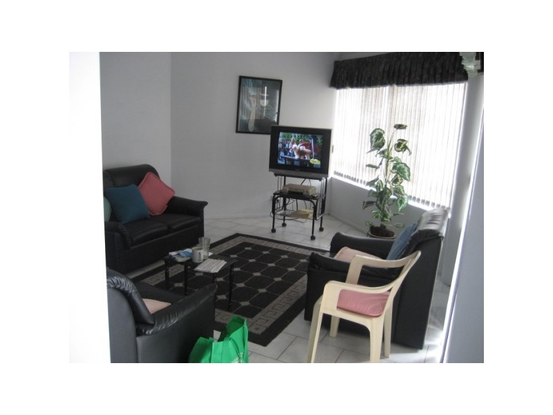 3/325  Esplanade, Scarness QLD 4655