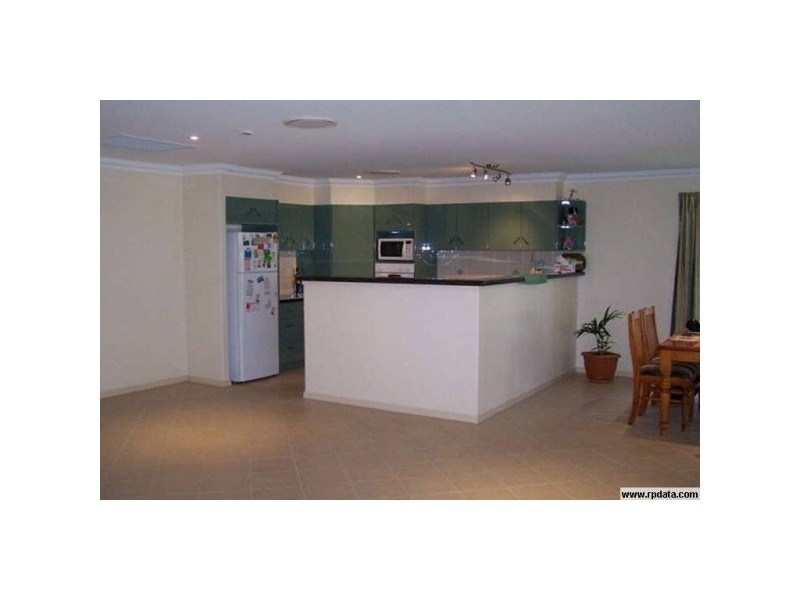7 Orchid Avenue, Urangan QLD 4655