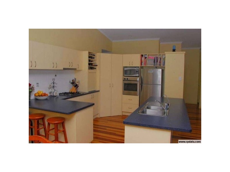 139 Christensen Street, Urraween QLD 4655