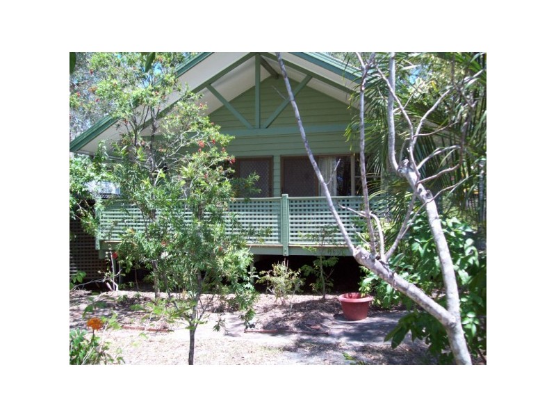 2/415 Boat Harbour Drive, Torquay QLD 4655