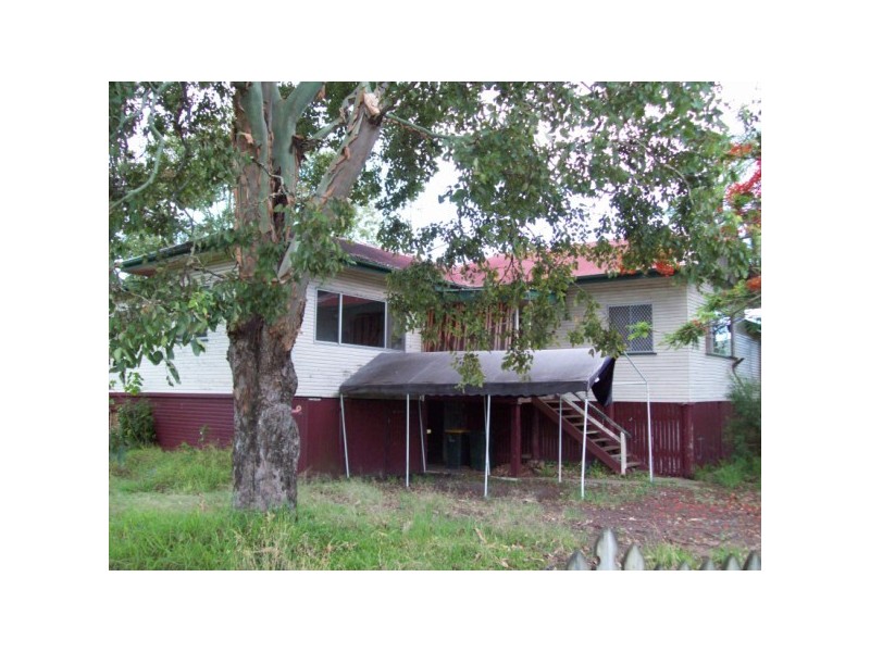 15 Martin Street, Point Vernon QLD 4655
