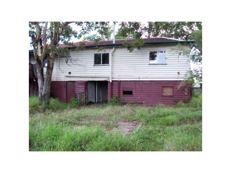 15 Martin Street, Point Vernon QLD 4655