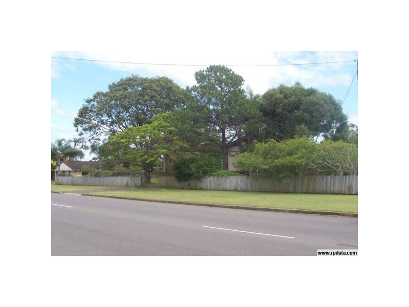 15 Martin Street, Point Vernon QLD 4655