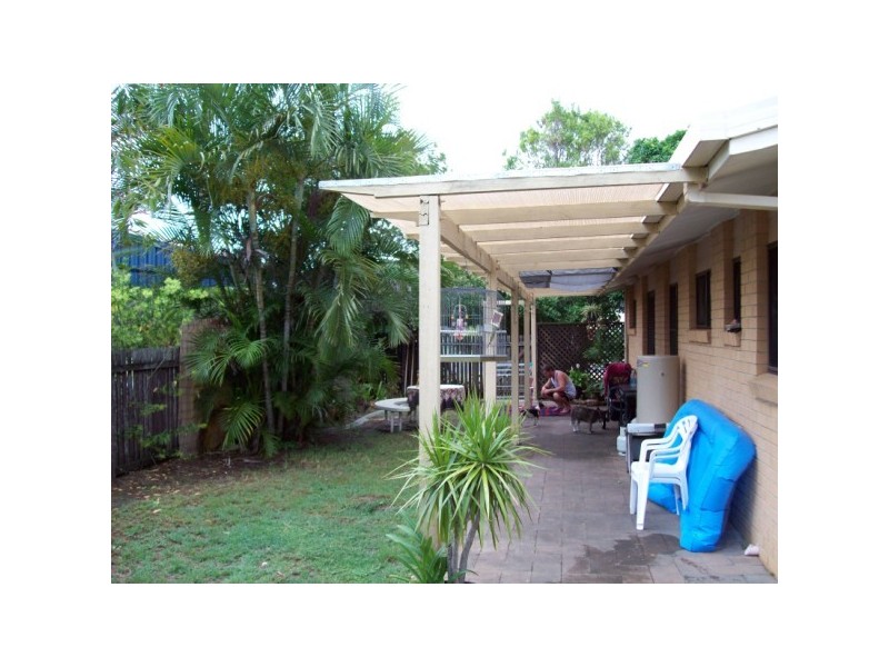 29 William Street, Urangan QLD 4655