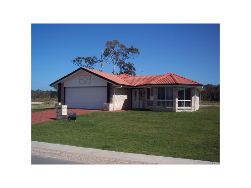 Lot 117 Bounty Circuit, Eli Waters QLD 4655