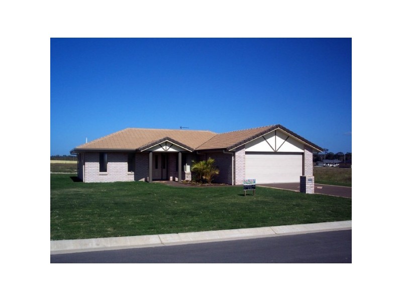 Lot 117 Bounty Circuit, Eli Waters QLD 4655