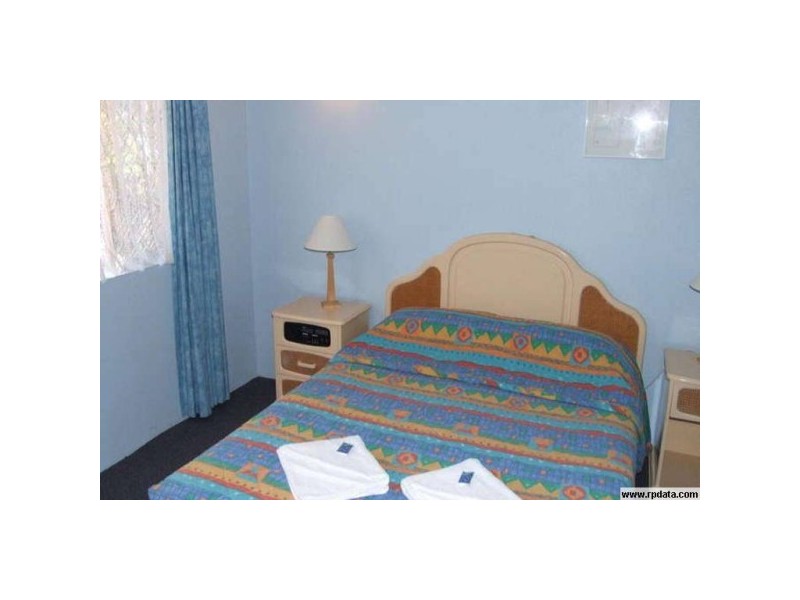 3/383 eplanade, Torquay QLD 4655