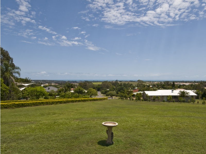 22  Neisler Court, Kawungan QLD 4655