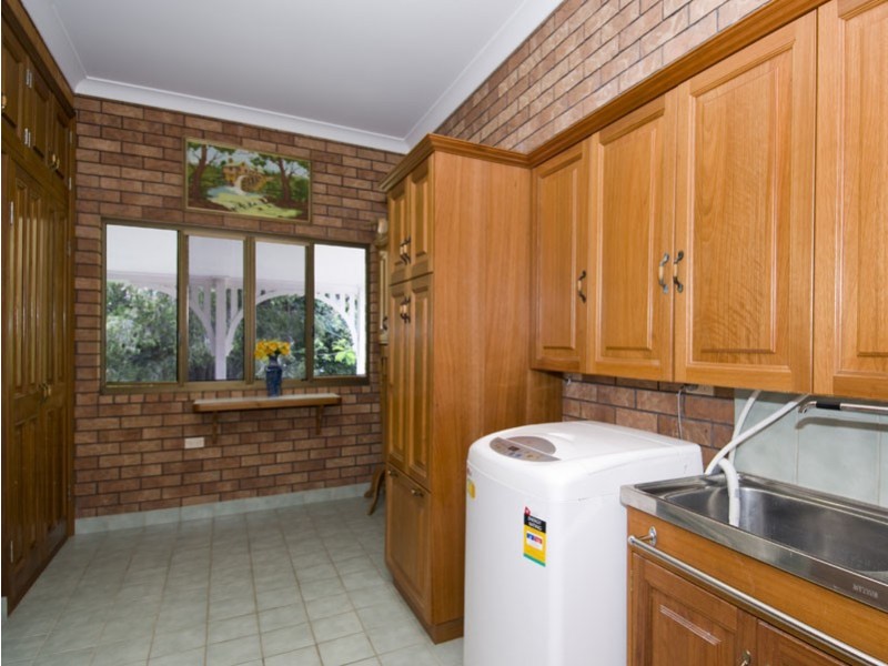 22  Neisler Court, Kawungan QLD 4655
