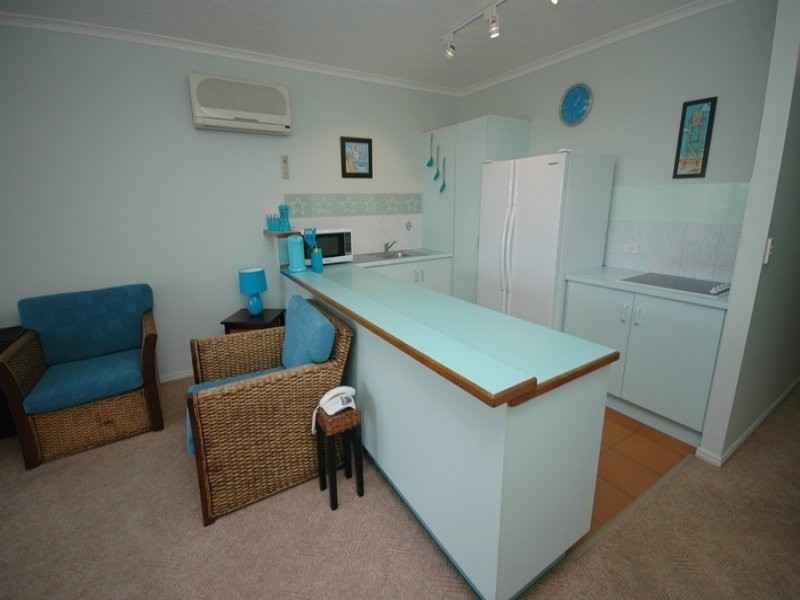 unit 22/465 esplanade, Torquay QLD 4655