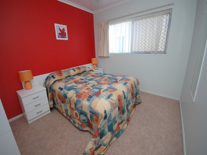 unit 22/465 esplanade, Torquay QLD 4655