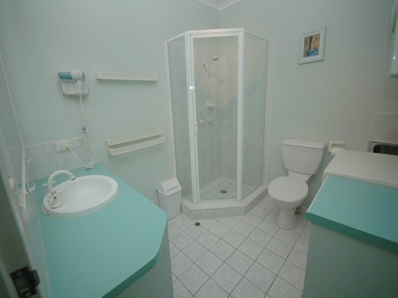 unit 22/465 esplanade, Torquay QLD 4655