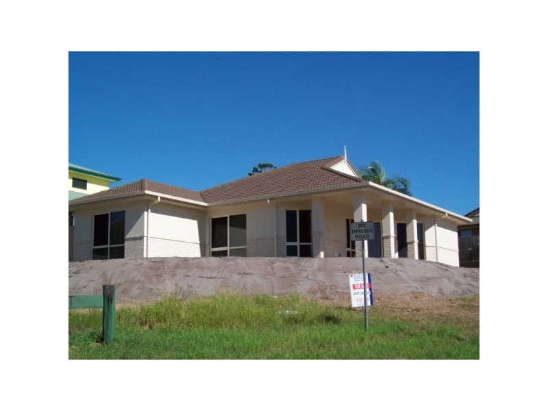 2 King Henry Court, Torquay QLD 4655