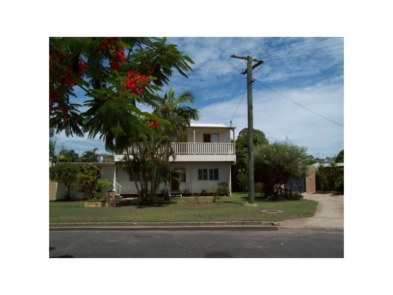 9 keys road, Torquay QLD 4655