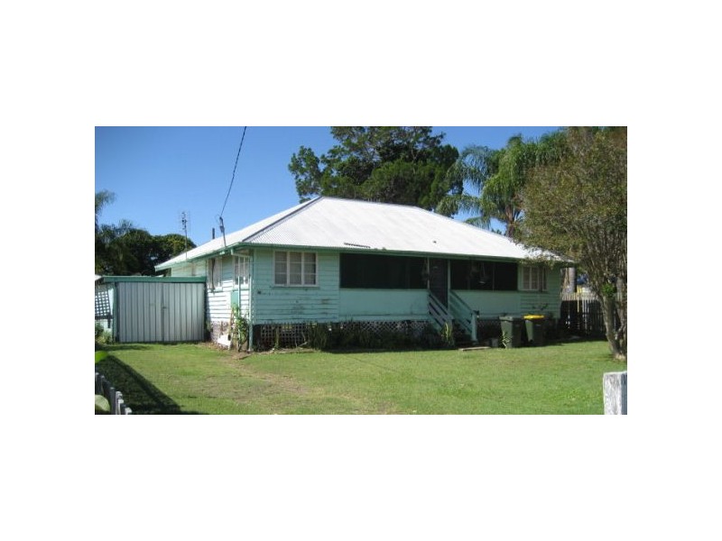 74  Truro Street, Torquay QLD 4655