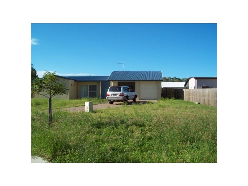 11 wave, Toogoom QLD 4655