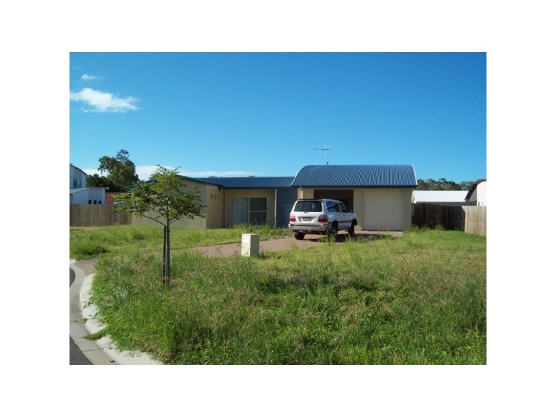 11 wave, Toogoom QLD 4655