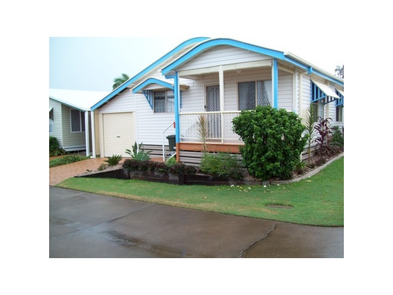 2/7 bay drive, Pialba QLD 4655