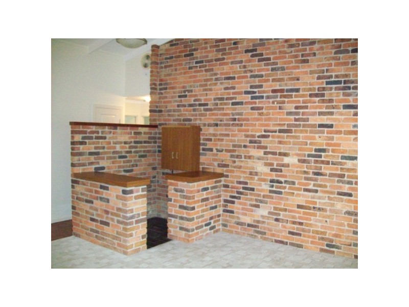 39 johnston, Urraween QLD 4655