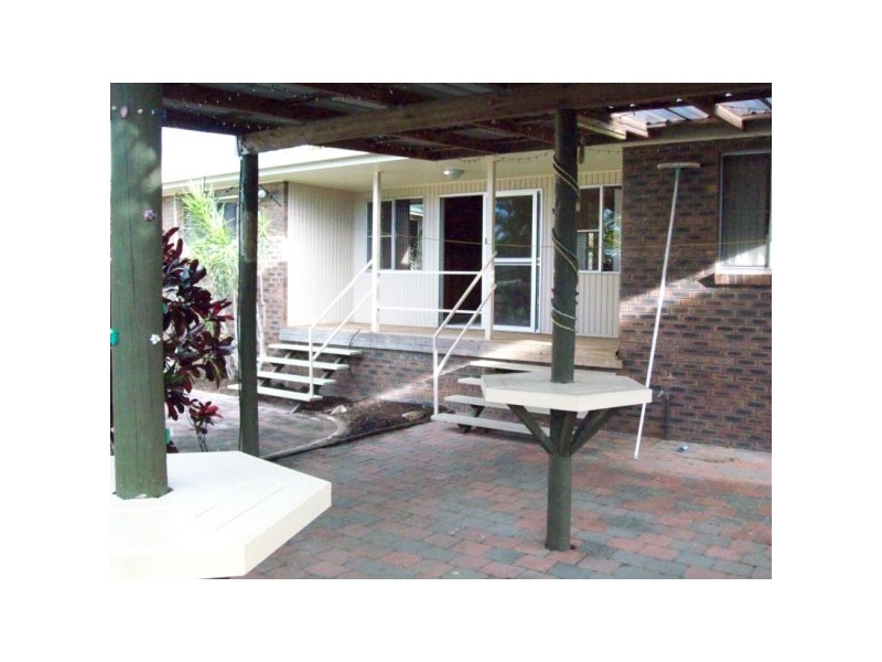 39 johnston, Urraween QLD 4655