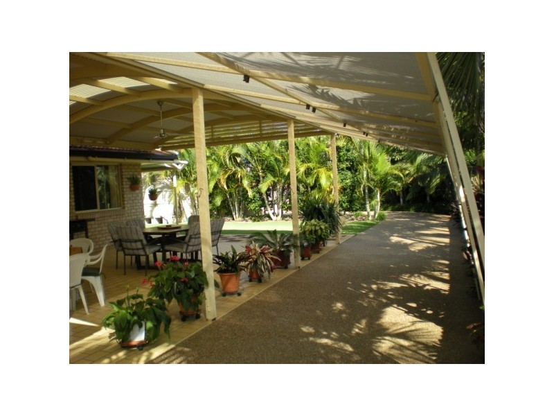 17 mcliver, Kawungan QLD 4655
