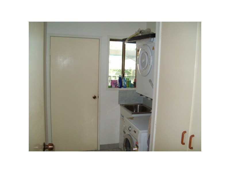 298 torquay terrace, Torquay QLD 4655