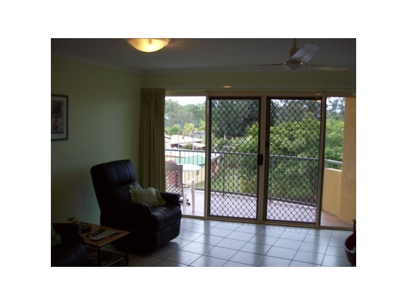 10/496 esplanade, Torquay QLD 4655