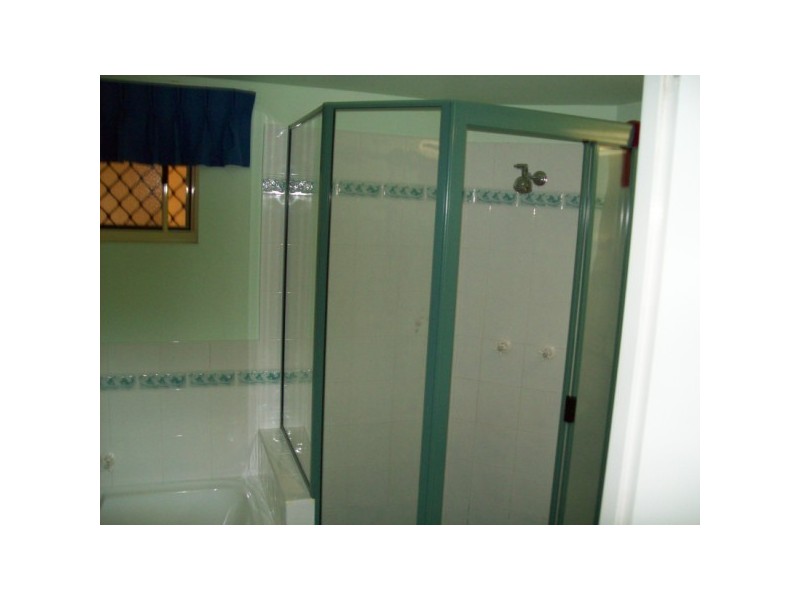 10/496 esplanade, Torquay QLD 4655