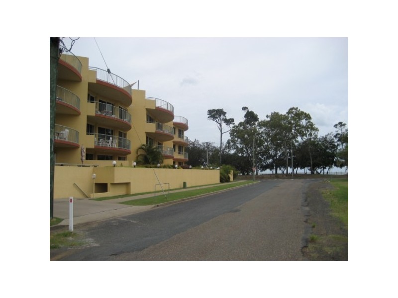10/496 esplanade, Torquay QLD 4655