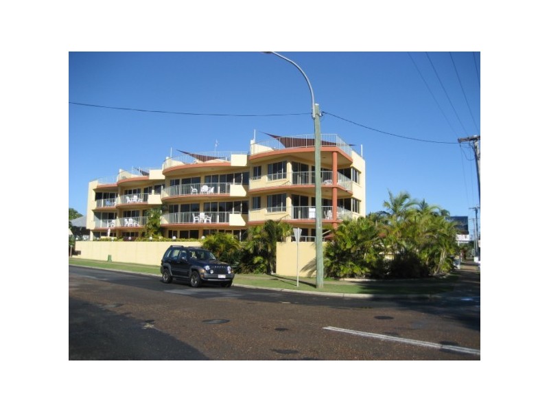 10/496 esplanade, Torquay QLD 4655