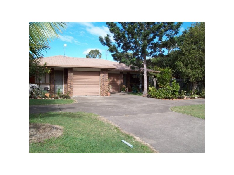 11 HONEYSUCKLE, Kawungan QLD 4655