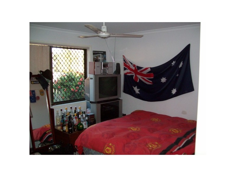 11 HONEYSUCKLE, Kawungan QLD 4655