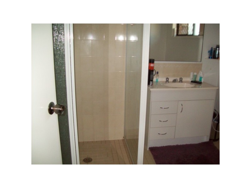 11 HONEYSUCKLE, Kawungan QLD 4655