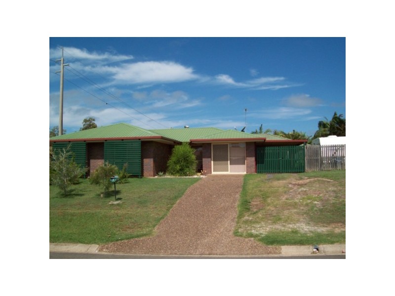 2 MADELINE STREET, Torquay QLD 4655