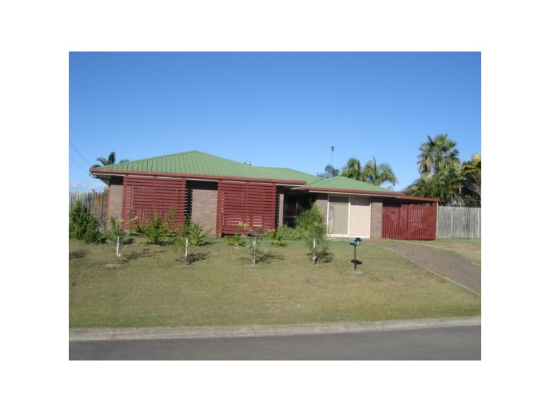 2 MADELINE STREET, Torquay QLD 4655