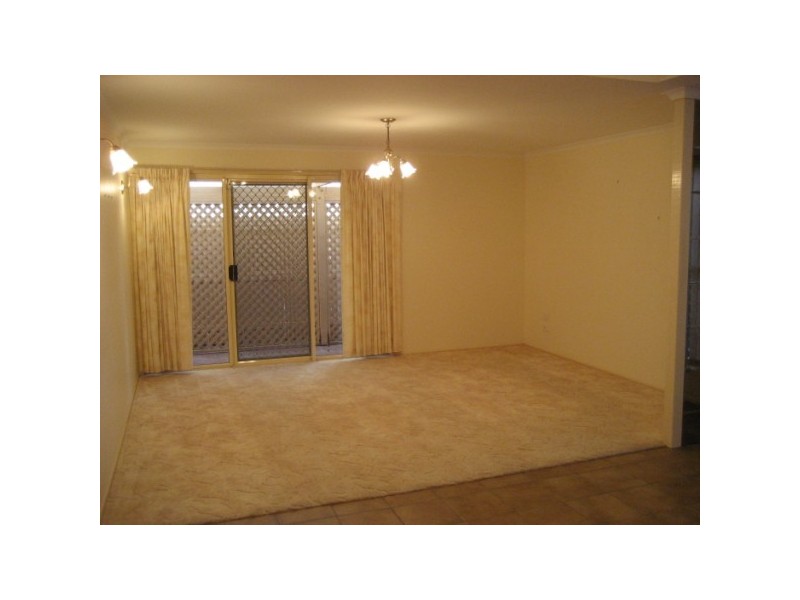 34 shellcot, Toogoom QLD 4655