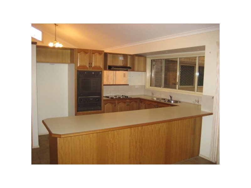 34 shellcot, Toogoom QLD 4655