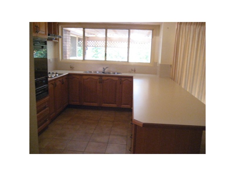 34 shellcot, Toogoom QLD 4655