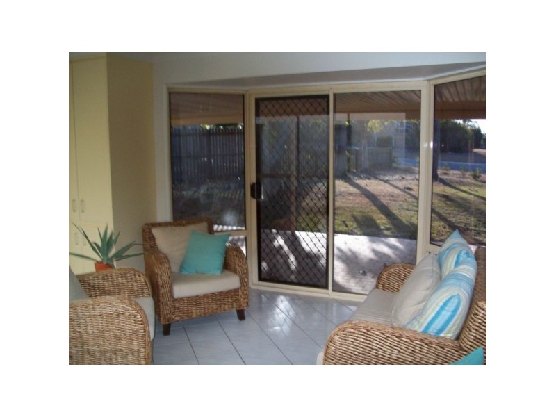 4 CASSIA, Scarness QLD 4655