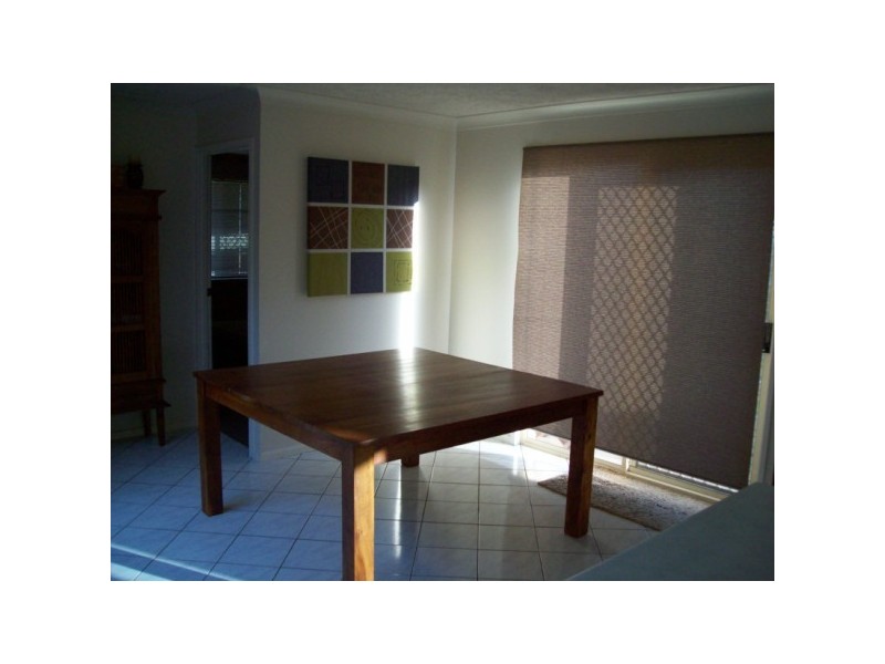 4 CASSIA, Scarness QLD 4655