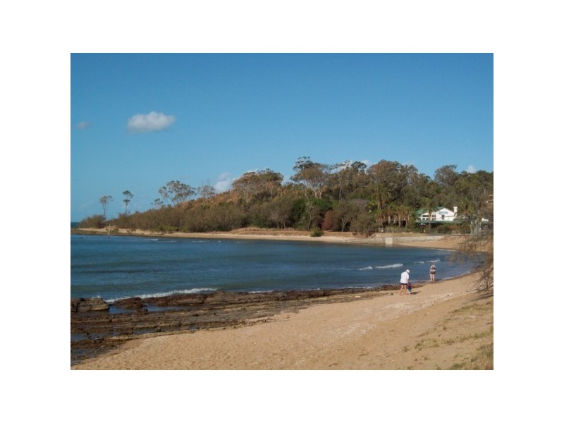 8 SPENCE, Point Vernon QLD 4655