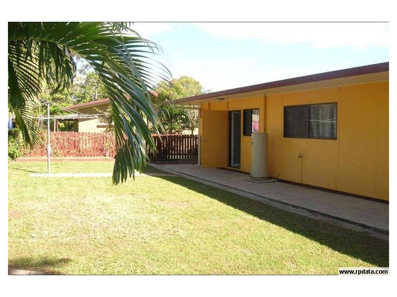 29 PARADISE STREET, Point Vernon QLD 4655