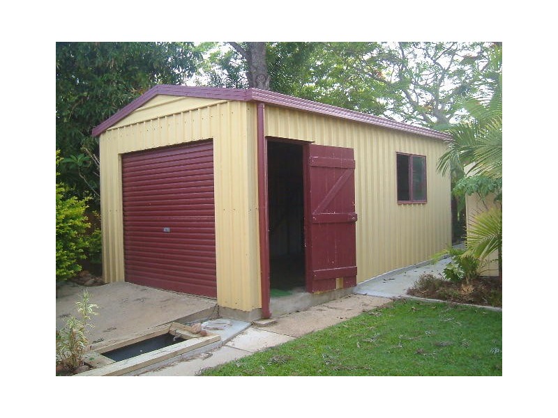 29 PARADISE STREET, Point Vernon QLD 4655