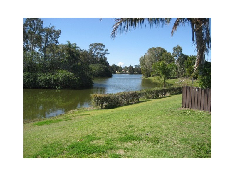 24 TURNBULL COURT, Urangan QLD 4655