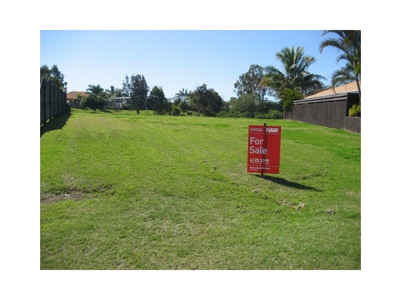 24 TURNBULL COURT, Urangan QLD 4655