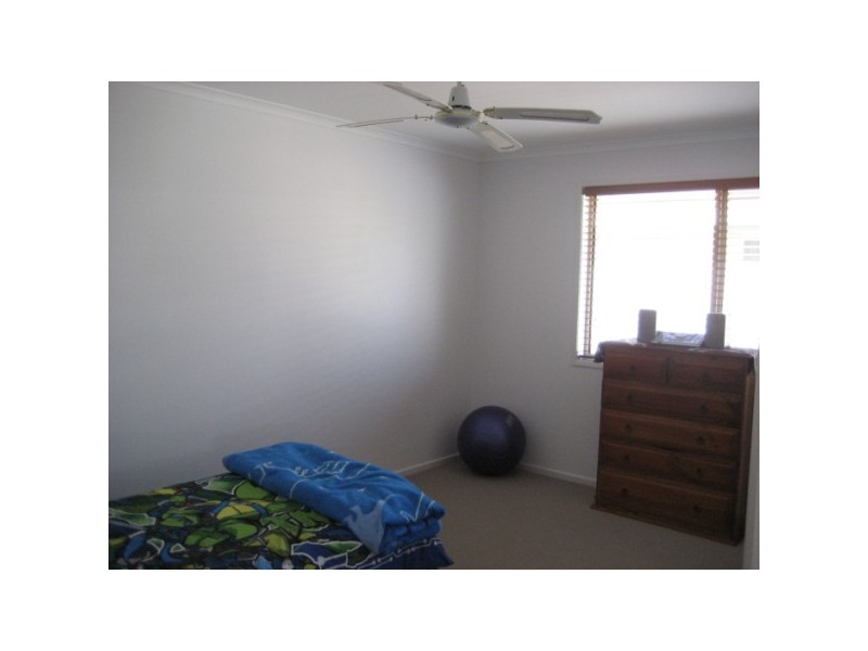 122 SNAPPER STREET, Kawungan QLD 4655