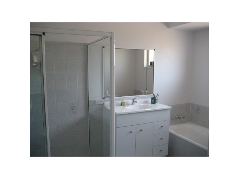 122 SNAPPER STREET, Kawungan QLD 4655