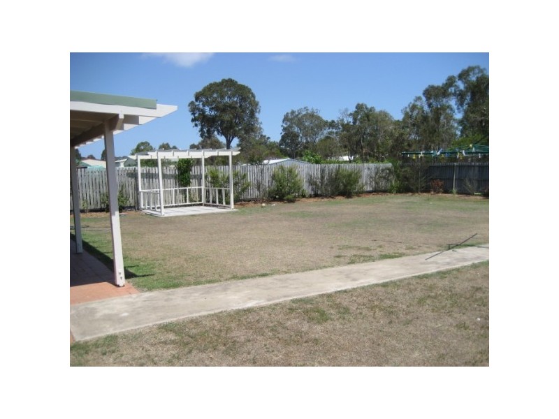 122 SNAPPER STREET, Kawungan QLD 4655