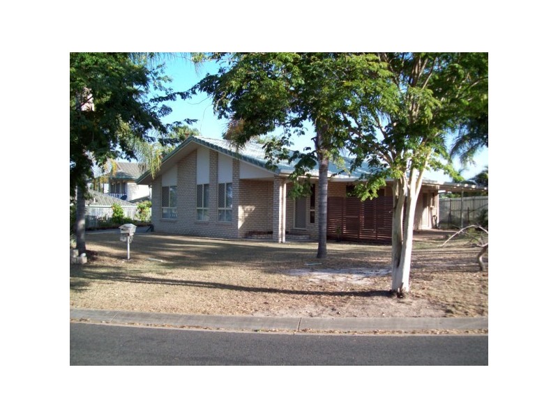 4 CASSIA STREET, Scarness QLD 4655