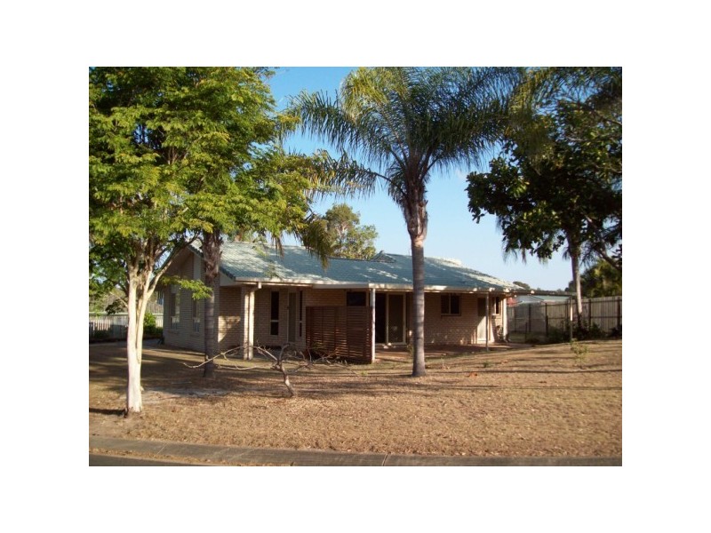 4 CASSIA STREET, Scarness QLD 4655